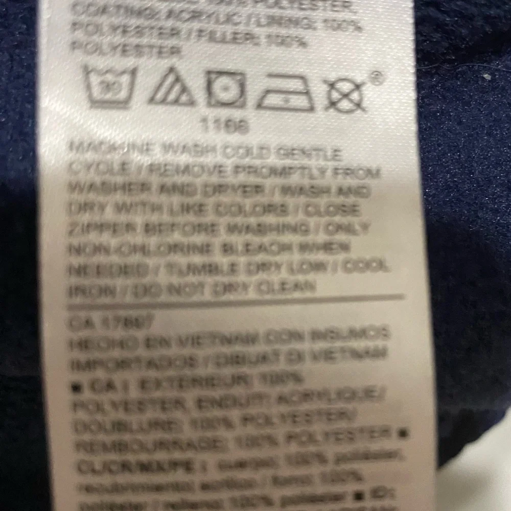 Old Navy girls 10-12 puffer vest - Picture 4 of 4